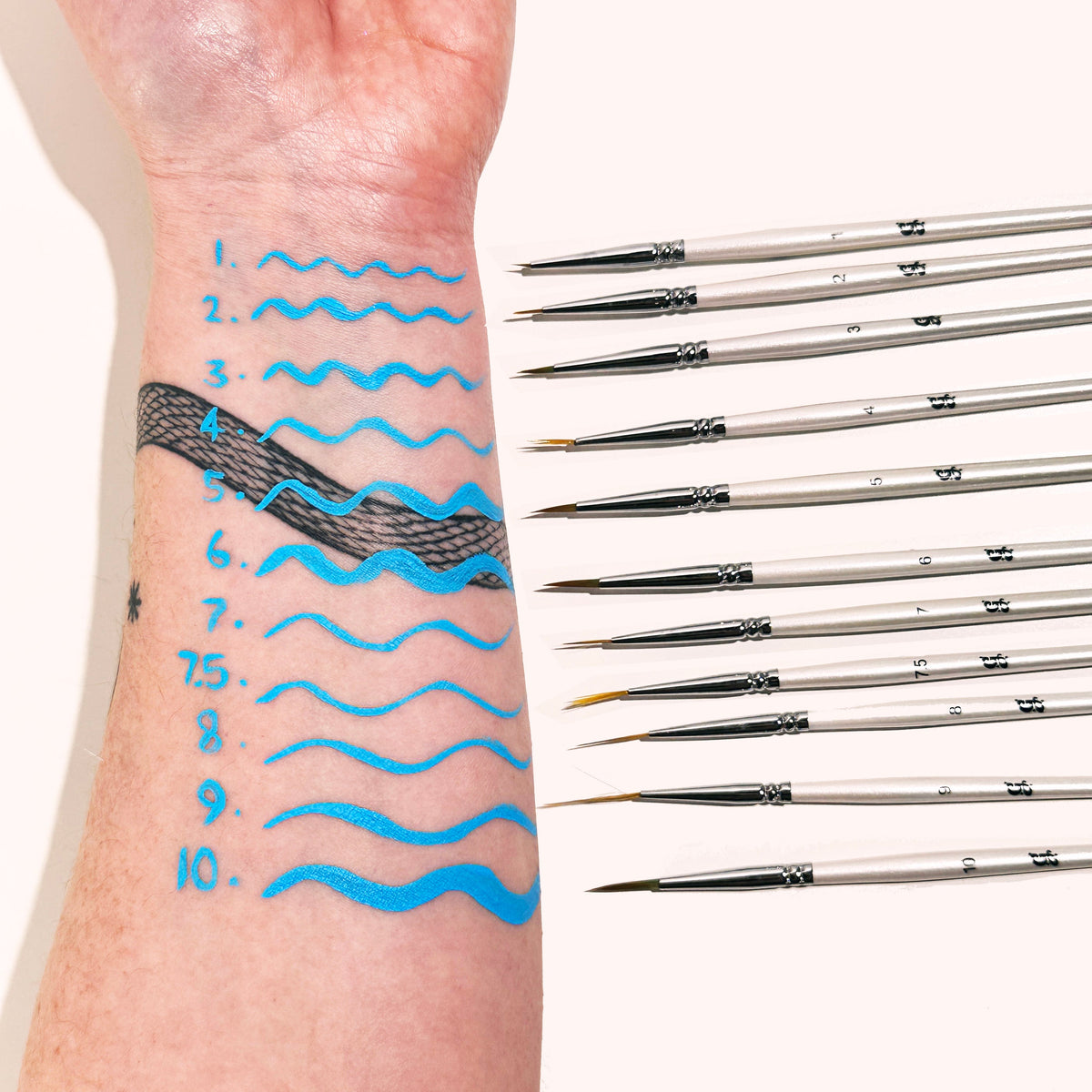 Liner Brush 8 - Glisten Cosmetics