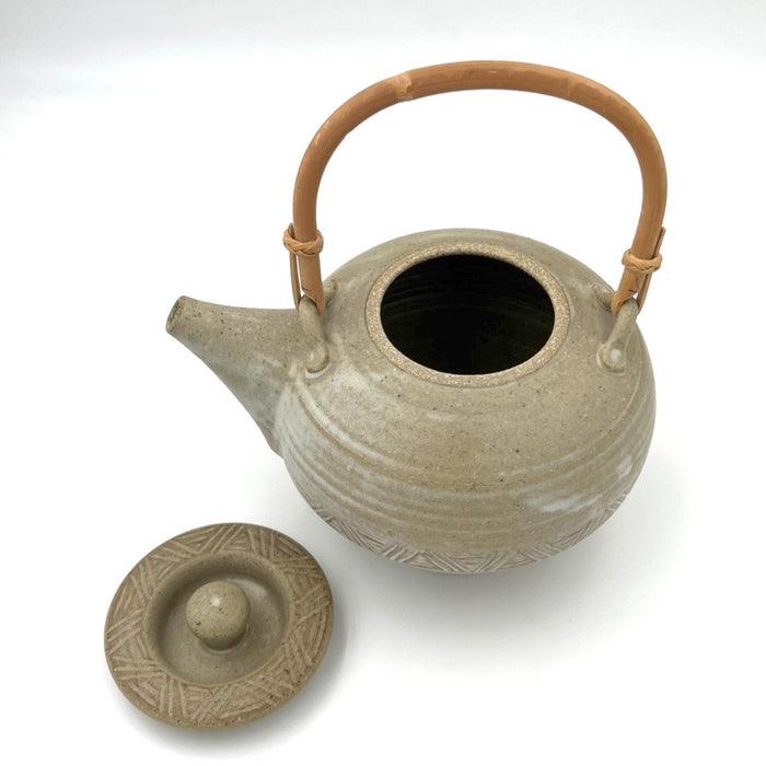 Stoneware Teapot - parchment